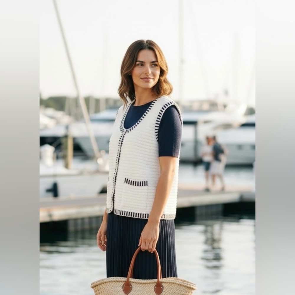 JOIE White Navy Knit Sweater Vest Large NWT Nautical Coastal Quiet Luxury